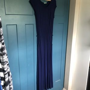 Soft stretchy navy maxi dress
